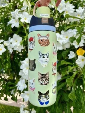 Owala 32oz FreeSip Water Bottle Cat Collage Catwala Urban Outfitters Exclusive